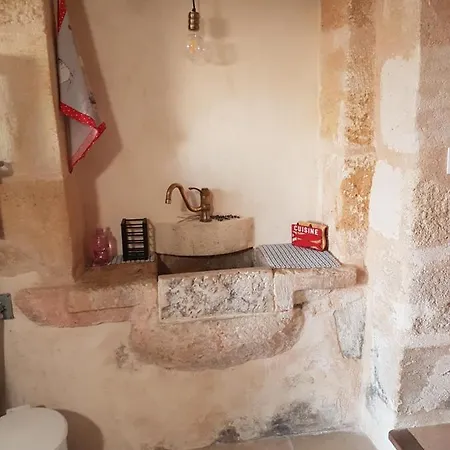Ferienhaus En Pierre Proche Emilion *